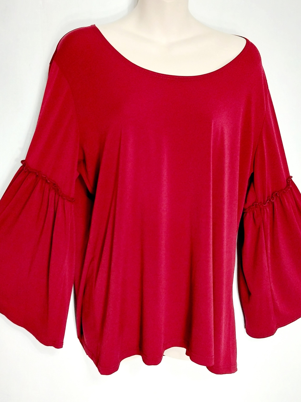 🔵BOGO FREE🔵 Slinky Brand Top Burgundy Full Sleeve Sz L